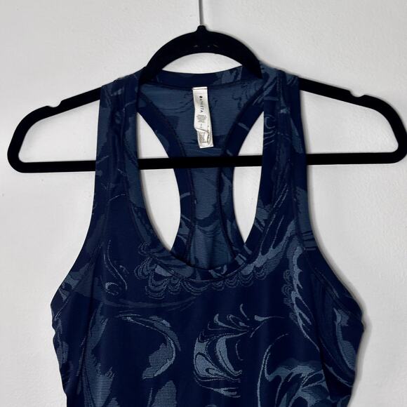 Athleta Momentum Seamless Tank Top Blue Paisley Pattern Workout Top Size Small - Picture 4 of 9
